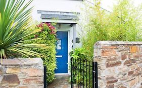 Fabulous House Very Near Charlestown Harbour